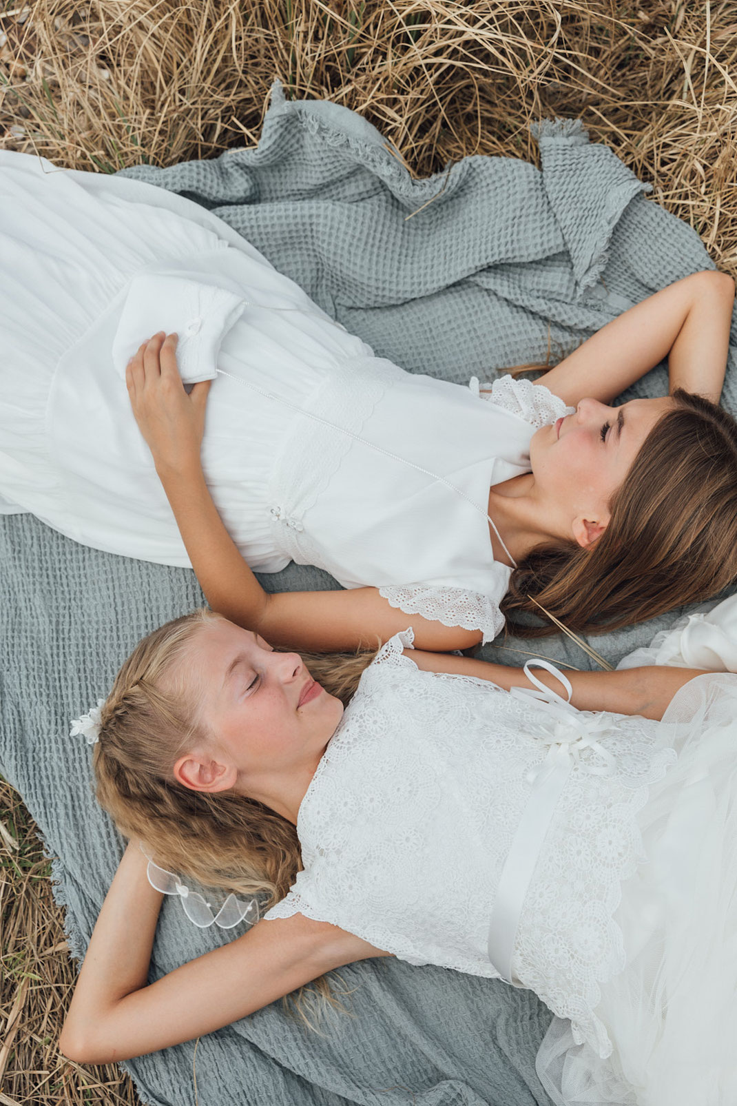 Kommunionskleider von Weise für die kleinen Prinzessinnen erhältlich bei Brautmoden Tegernsee