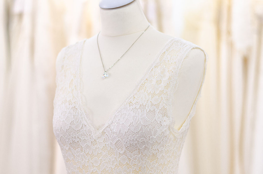 Handgefertigte Brautkleider der Marke Whispers of Love by Tali Amoo
