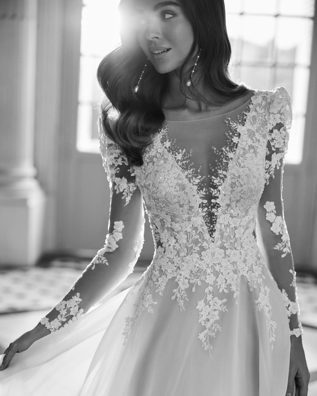 Romantisches langes A-Linie-Brautkleid Ernest aus der Rosa Clará Dreams Kollektion 2025