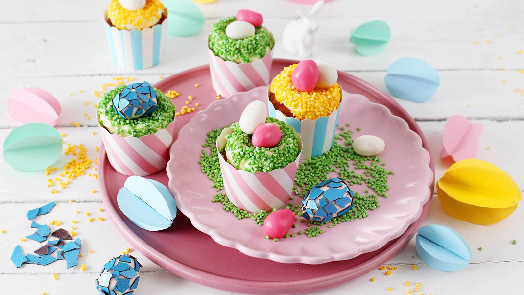 Richie's Bakery, Zitronen-Oster-Cupcakes, Backen, Tend, Ostern, Easter, Hase, Osterhase, Bunny, Ostereier, Eier, Osternester, Glitzer, Cubies