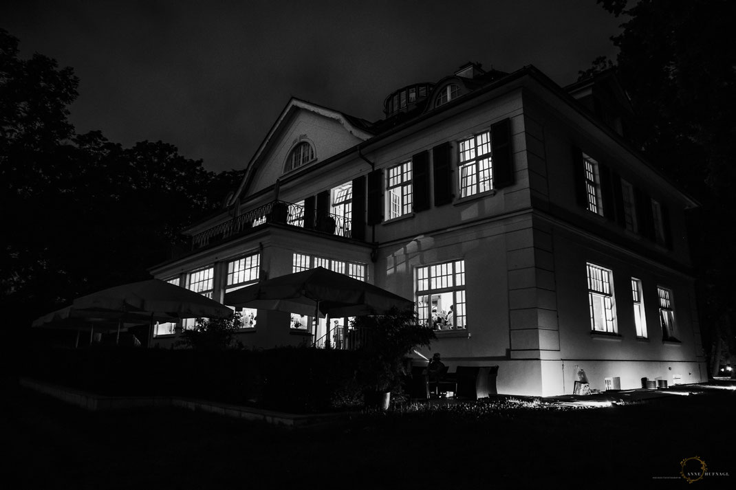 Villa im Heine-Park Hamburg bei Nacht