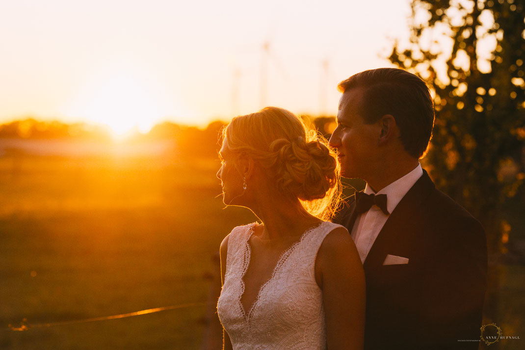 Sonnenuntergang Paarfotos Hochzeit Gut Valenbrook