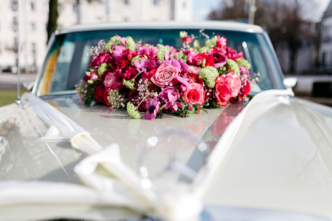 Hochzeitsauto Blumenschmuck Hamburg