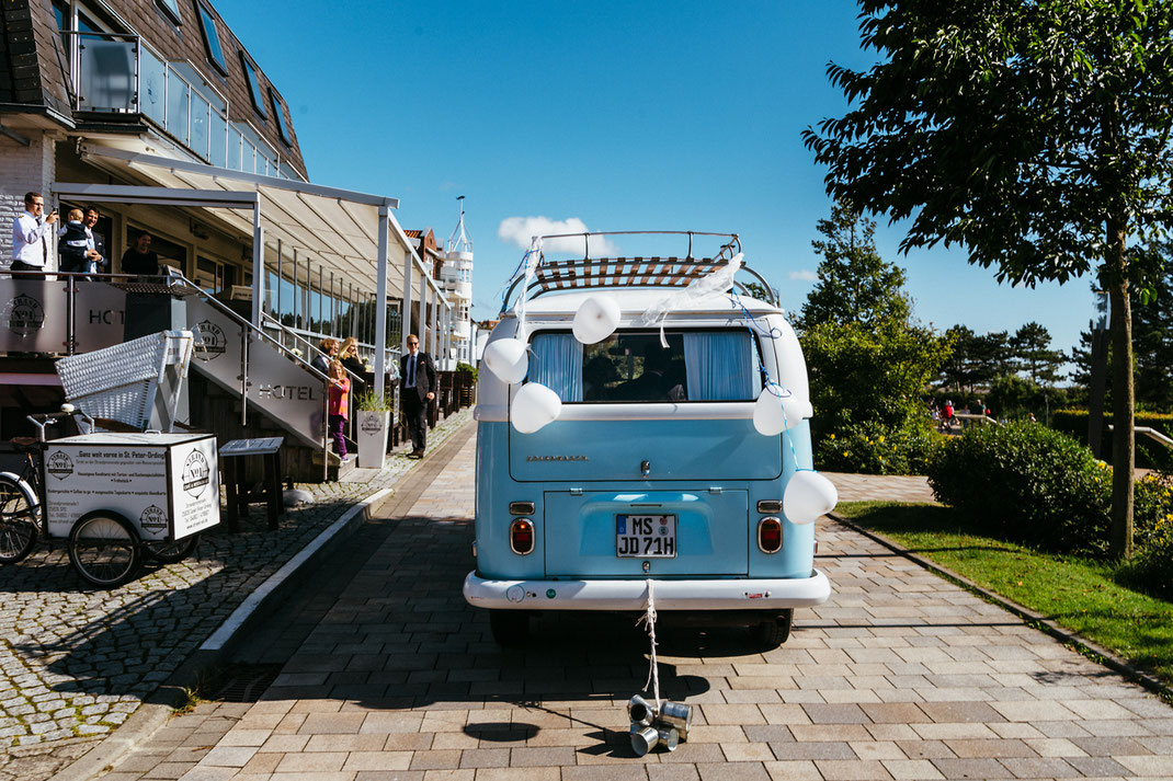 VW-Bus Hochzeit Sankt Peter-Ording