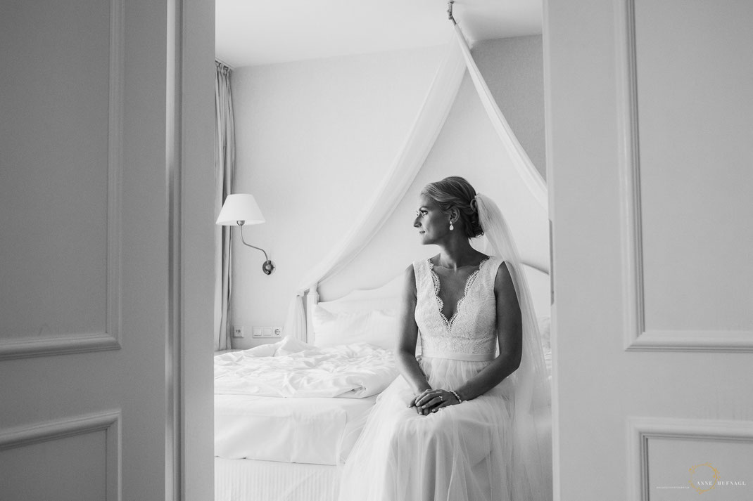 Foto Braut Hochzeitsinspiration Schwarzweiß