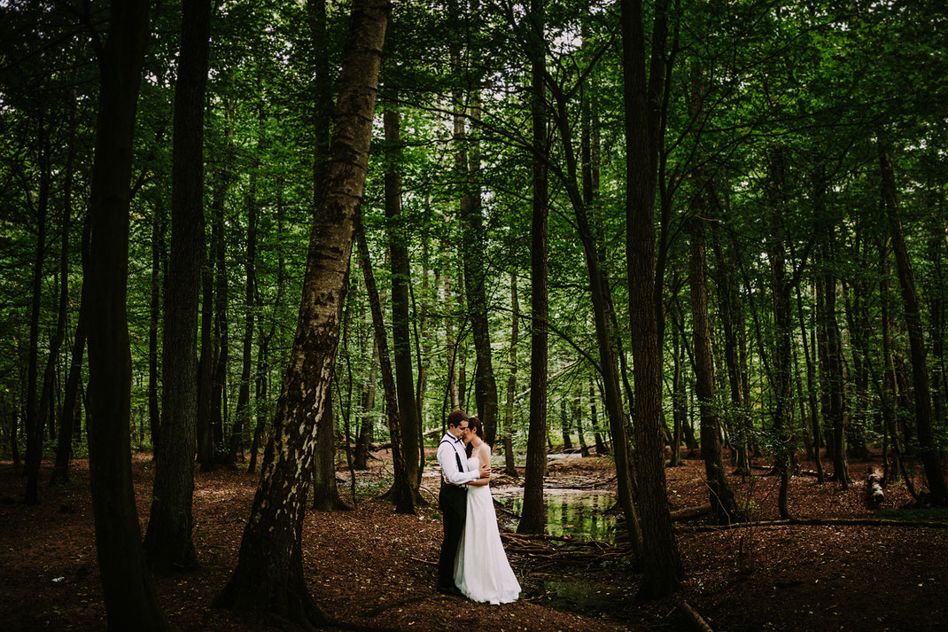 Fotoshooting Hochzeit in Hamburg in der Natur