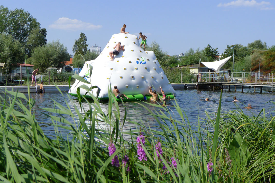 Badevergnügen im Flussbad Rostock Saison 2022