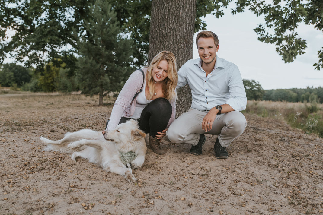 authentisches Portraitshooting mit Hund Streunertreffen im Erpetal des Tierschutzverein Streunerhilfe Bulgarien e.V. Hundefotografie Berlin Tierfotografie Fotografin Erfahrungsbericht Auslandstierschutz Hunde aus dem Ausland Bulgarien