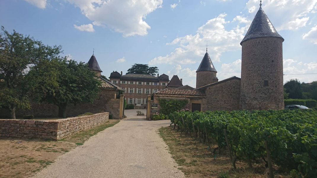 DJ installation dans un château dans le Beaujolais