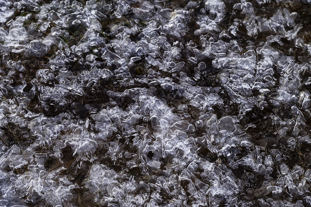 一冬一会　Once upon a winter 凍る湖　糠平湖　北海道　冬景色 hokkaido nature ice landscape photography アイスバブル