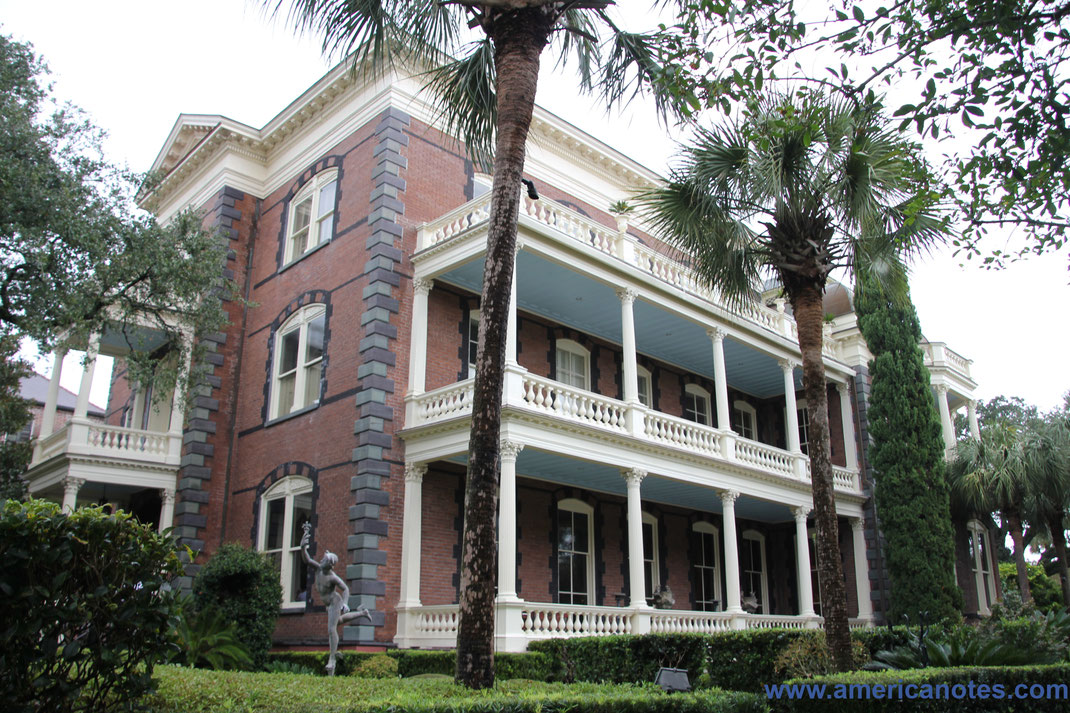 Die besten Sehenswürdigkeiten und Reisetipps für Charleston. Calhoun-Mansion.