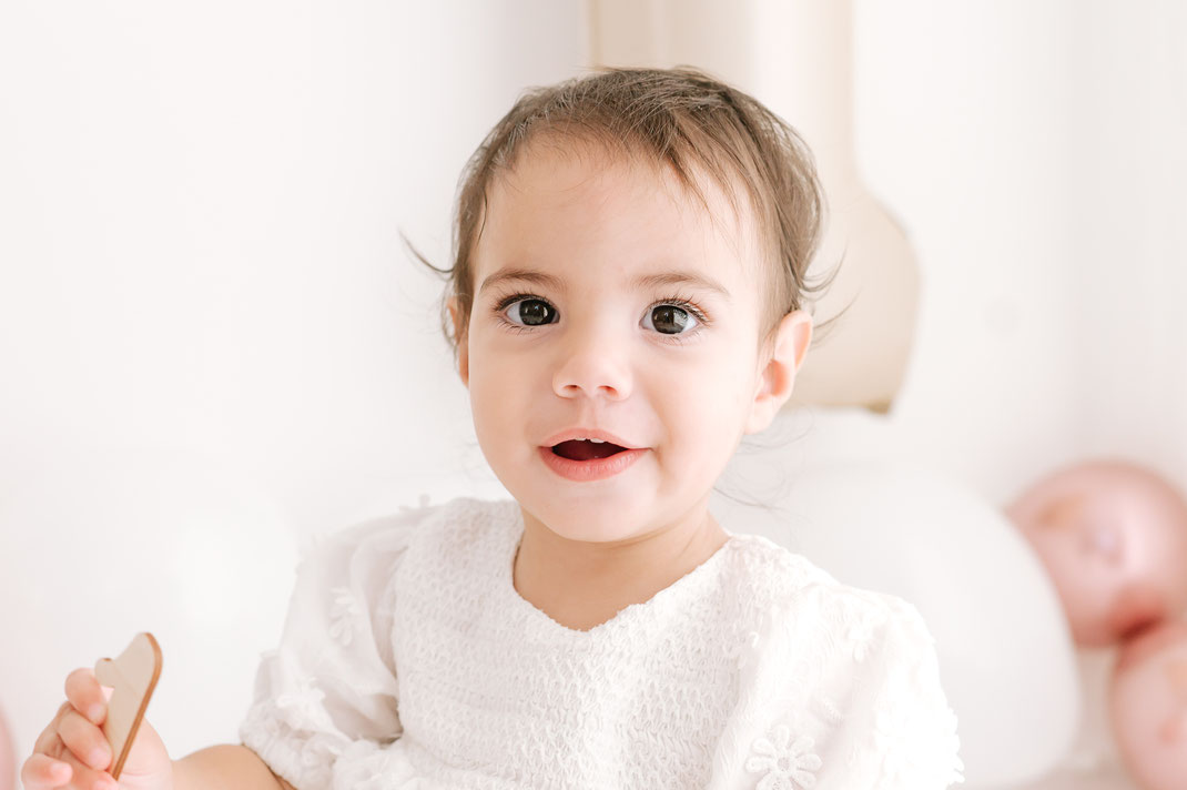 seance studio anniversaire 1 an seance photo en famille au naturel muriel mees photographe brignoles