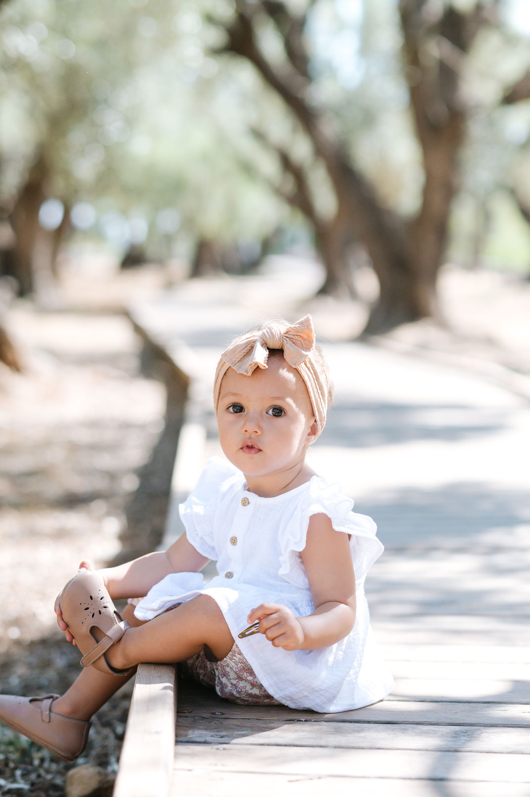 seance famille à L'oliveraie - seance photo en extérieur - famille - photographe var Muriel mees 