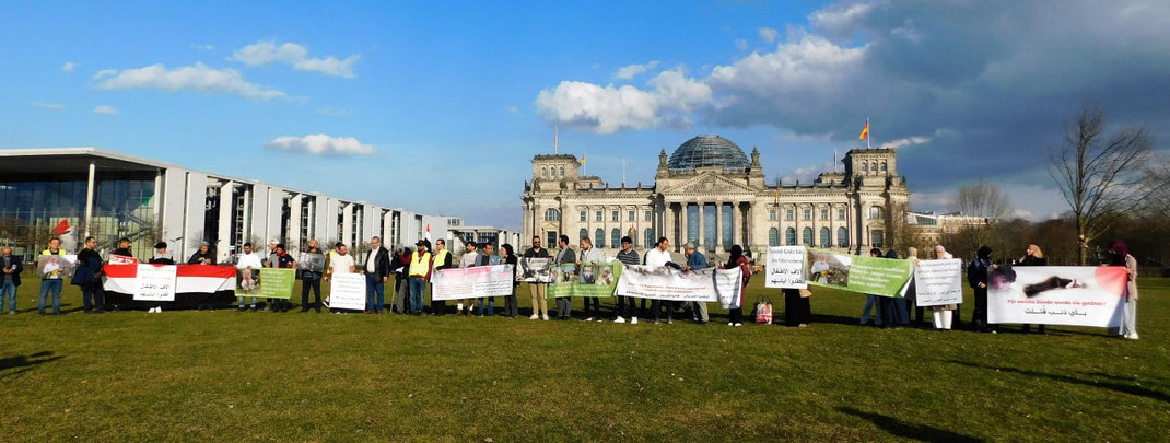 18.03.2023 - Berlin: Gemeinsam für Frieden: Protestumzug Acht Jahre US/Saudi/Emirati/NATO/EU-Völkermord im Jemen - 26.03.2015 bis 26.03.2023