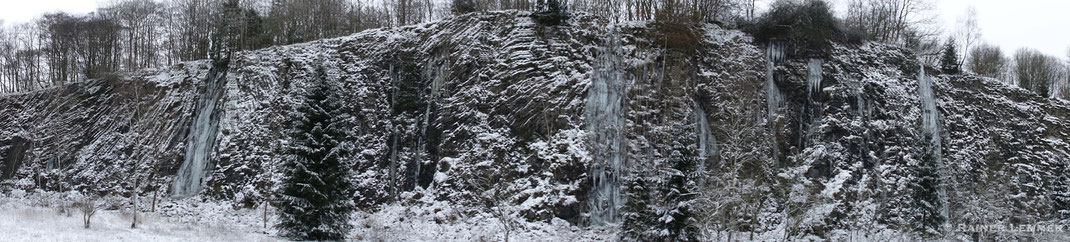 Basaltbruchwand im NSG Bacher Lay