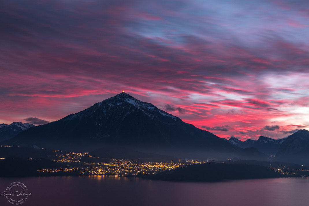 Niesen, Thunersee, Thun, Abendrot, Sonnenuntergang, Berge, Alpen, Schweizer Alpen, Spiez, Sigriswil