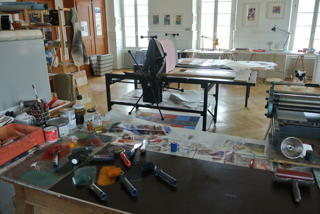 Atelier in einem ehemaligen alten Schulzimmer in Arch BE