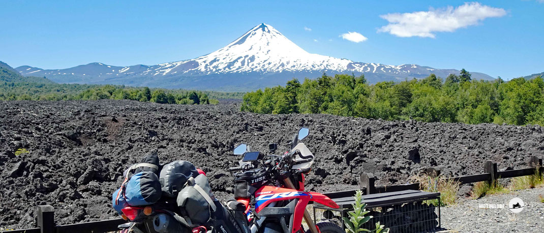 Motorradreise von Patagonien nach Alaska, Chile, Nationalpark Conguillio, Vulkan Llaima, Honda CRF 300L