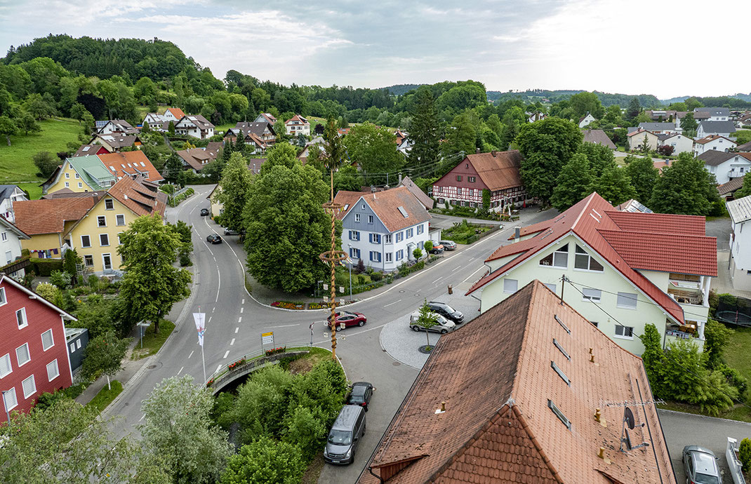 Blick vom Kirchturm auf's Laimnauer Zentrum