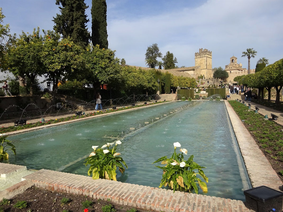 L'eau est omniprésente dans les jardins de l'Alcázar