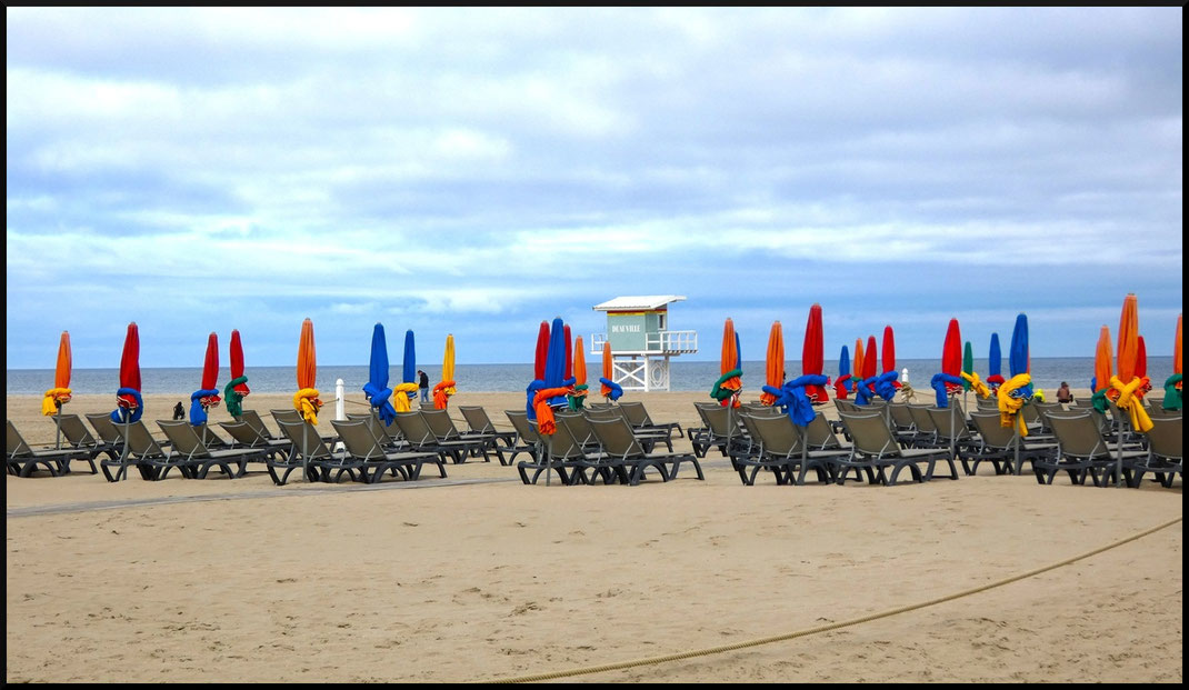 L'immense plage de Deauville