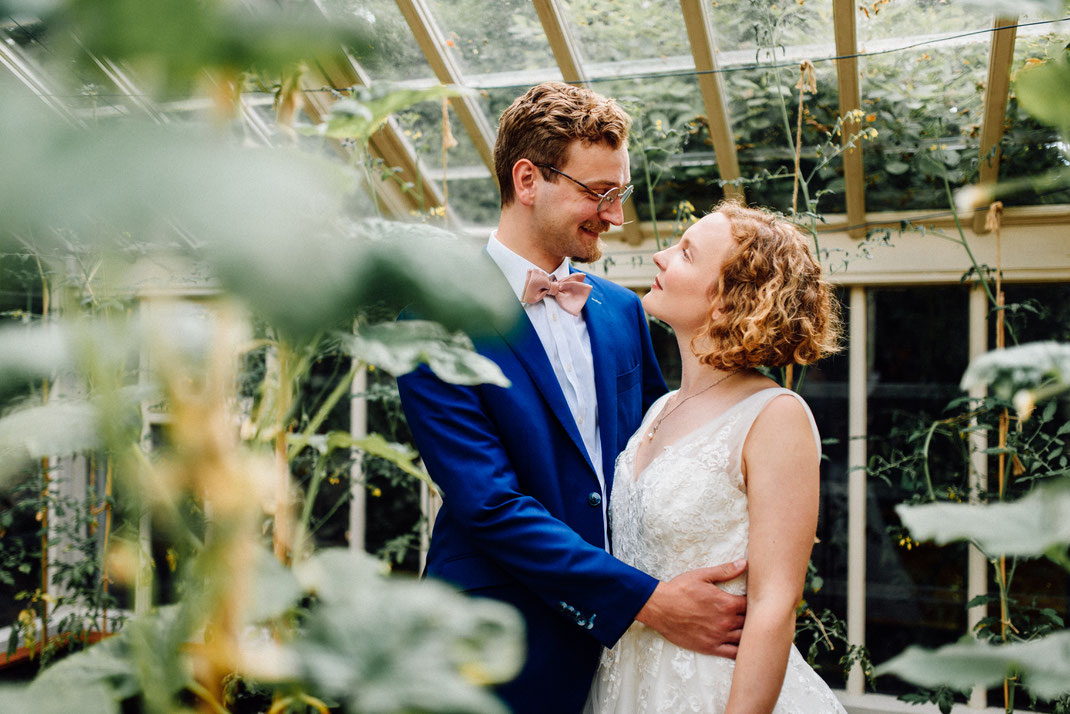 Hochzeitsfotograf aus Marburg Tomo Takemura, Restaurant Waldschlösshen Dagobertshausen