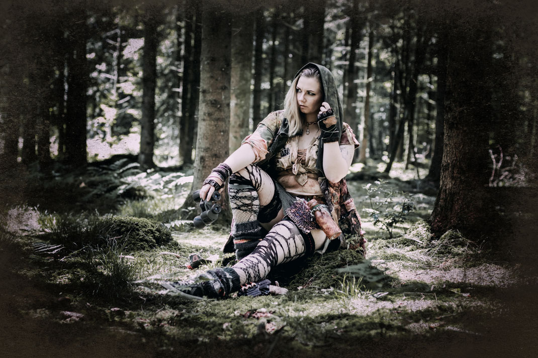 Fantasy Larp Cosplay Rollenspiel Portrait Fotografie Kostüm Fotograf kreativ Wien Vogt Wangen Ravensburg Fantasievoll Fine Art Shooting Model Photoshop Bildbearbeitung Endzeit Postapokalyptisch Kriegerin