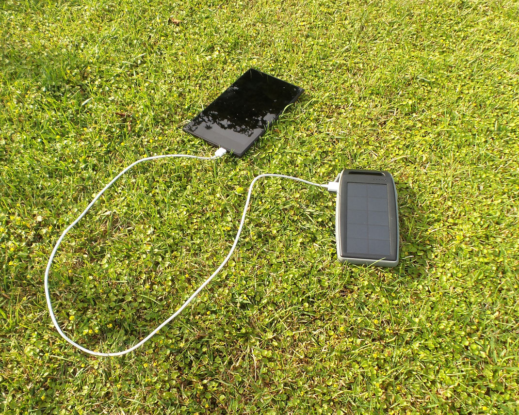 Xtorm-solar-powerbank