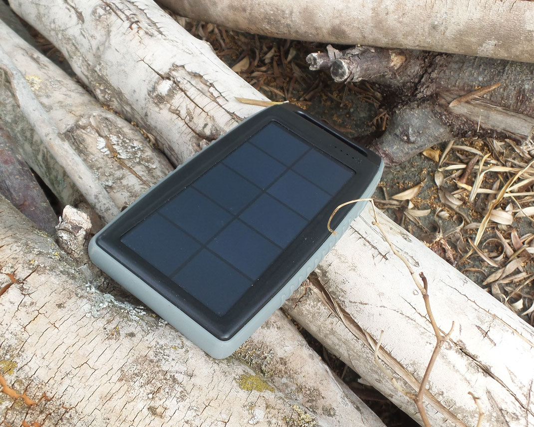 Xtorm-solar-powerbank