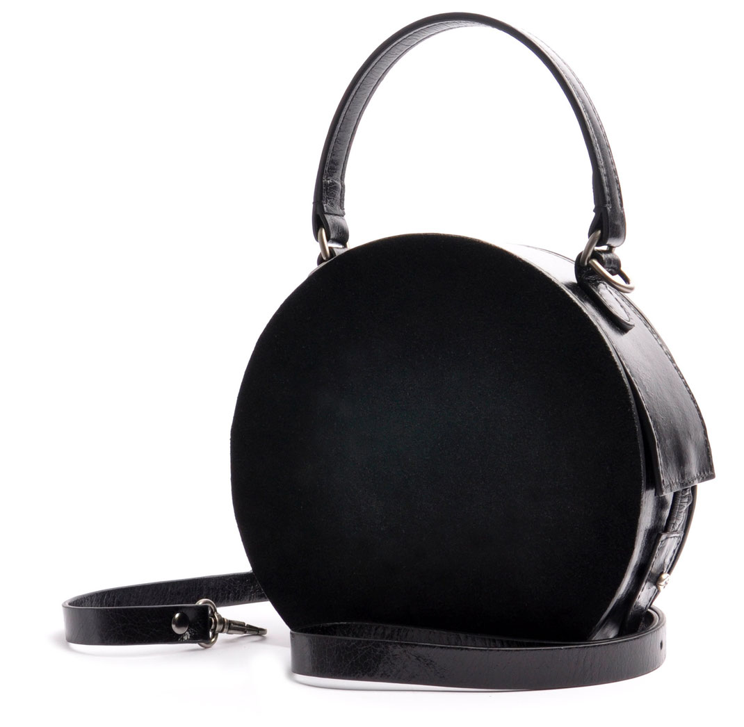 Handcrafted Circle Bag GRETA black Leather Manufactory  OSTWALD Traditional Craft  Slowfashion