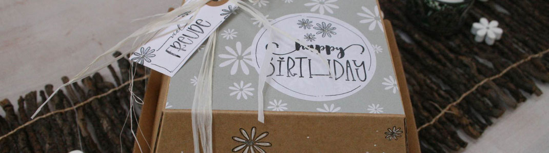 Geburstagsgeschenksverpackung aus Hamburgerbox