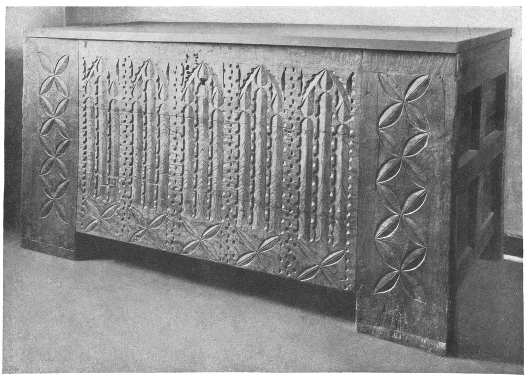 Gotische Stollentruhe aus Jamund, Kreis Köslin. Um 1600.