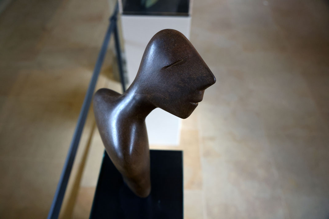 Heidrun Feistner: Niemand singt / Für Hans Magnus Enzensberger / Stein / 37 cm / 2019 / Foto Jens Schwarz Stadtkirche Wittenberg
