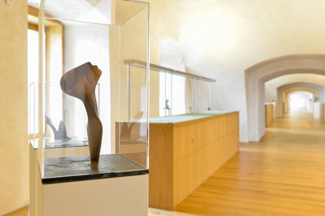 Heidrun Feistner: Der Expressionist / Für Georg Heym / Engel der Geschichte / Stein / 34 cm / 2014 / Foto Scholz RFB