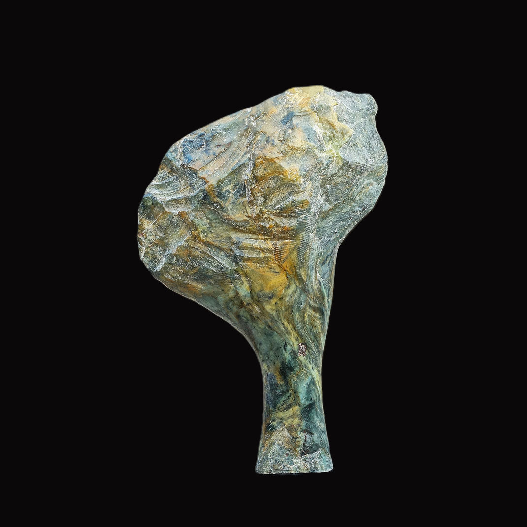 Heidrun Feistner: Anhaltische Dryade / Für John Keats / Stein / 45 cm / 2025 / Foto HF