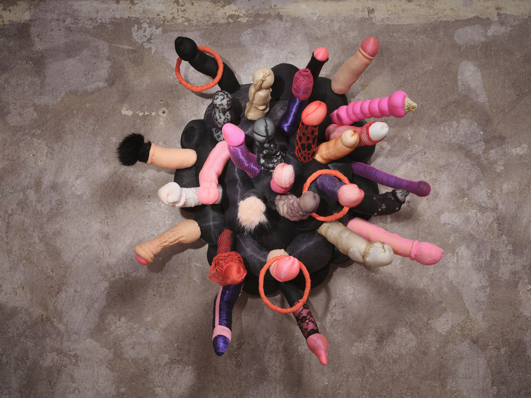 Let´s play l 2023 l ca. 100 x 100 cm