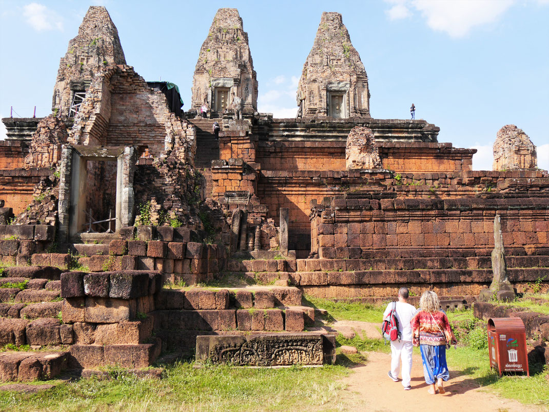 Der Pre Rup symbolisiert mit seinen 5 Türmen und der pyramidalen Form den Berg Meru... Pre Rup, Kambodscha (Foto Jörg Schwarz)