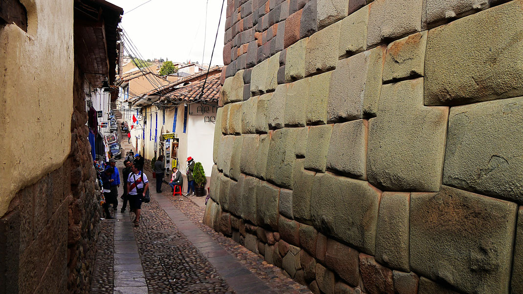 Reste einer gut erhaltenen Inkamauer in Cusco, Cusco, Peru (Foto Jörg Schwarz)