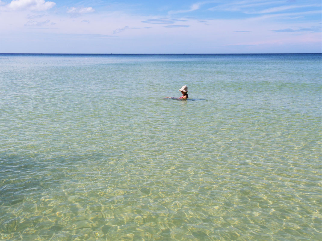 Eine Bucht komplett für uns allein... Strand Nr. 2 auf Koh Kong Island, Koh Kong, Kambodscha (Foto Jörg Schwarz)