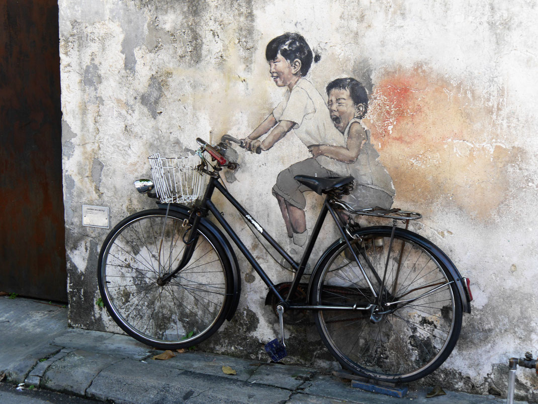 Ein oft gewähltes Fotomotiv - Streetart in George Town, Malaysia (Foto Jörg Schwarz)