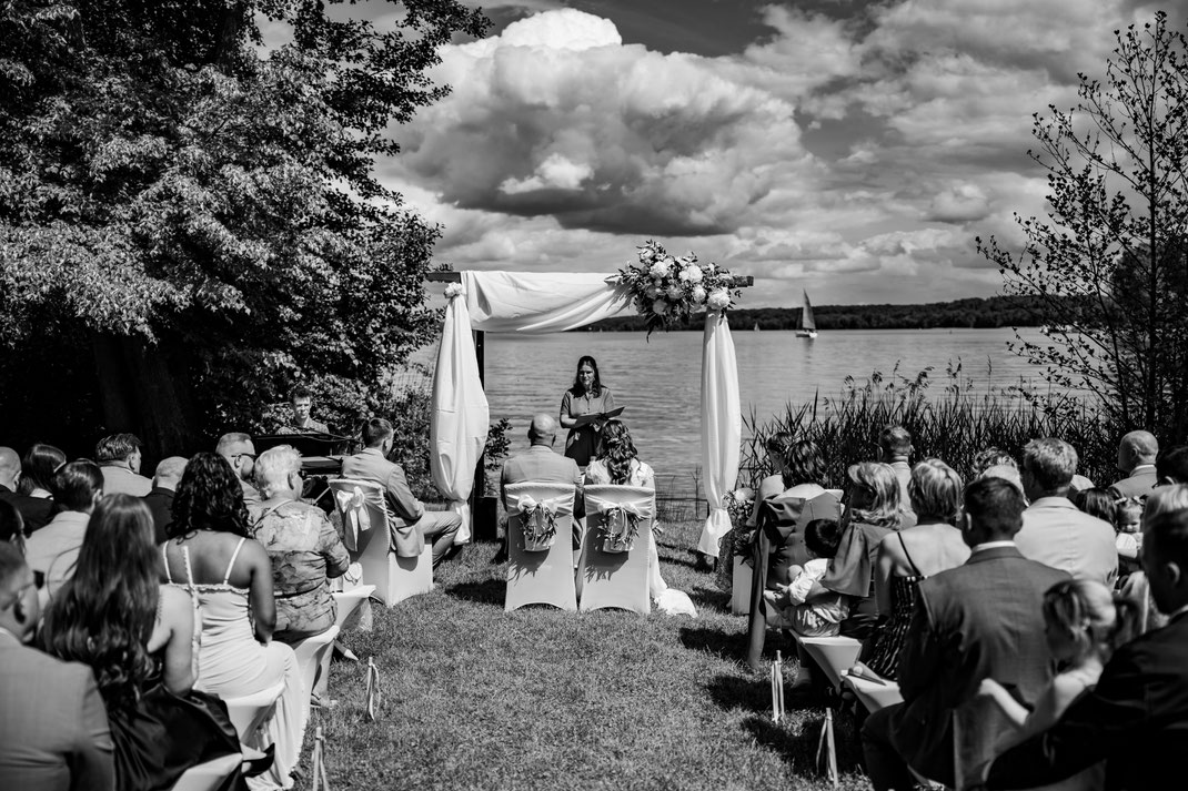 Hochzeit Hochzeitsfotograf Berlin Brandenburg Scheunenhochzeit Spreewald