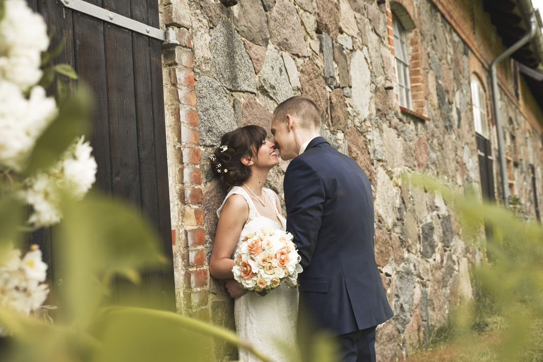 Hochzeitsfotograf Berlin Brandenburg Schloss Kröchlendorff Barnim Uckermark Wedding vintage Hochzeit Hochzeitsfotografie