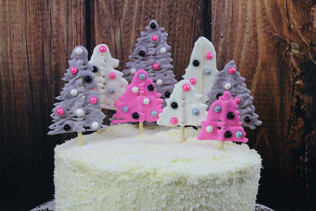 winter forest cake