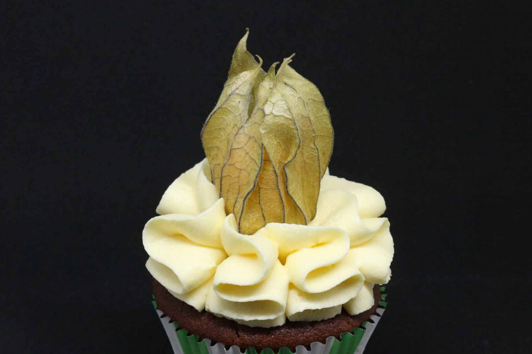 physalis cupcakes