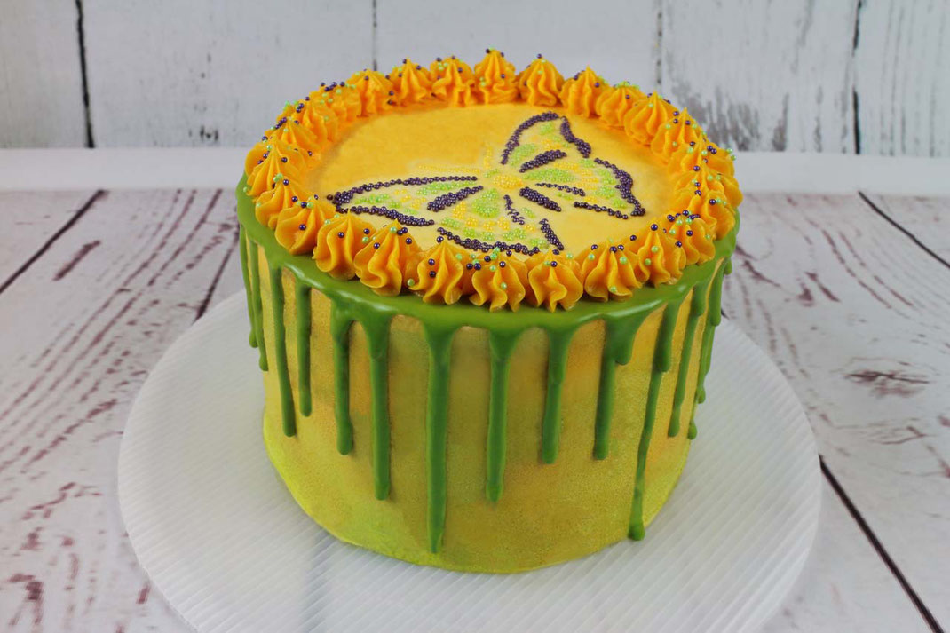 spring cake with butterfly