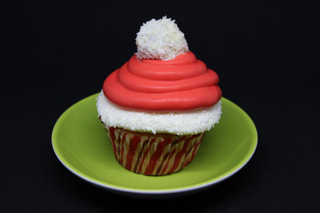 santa hat cupcake