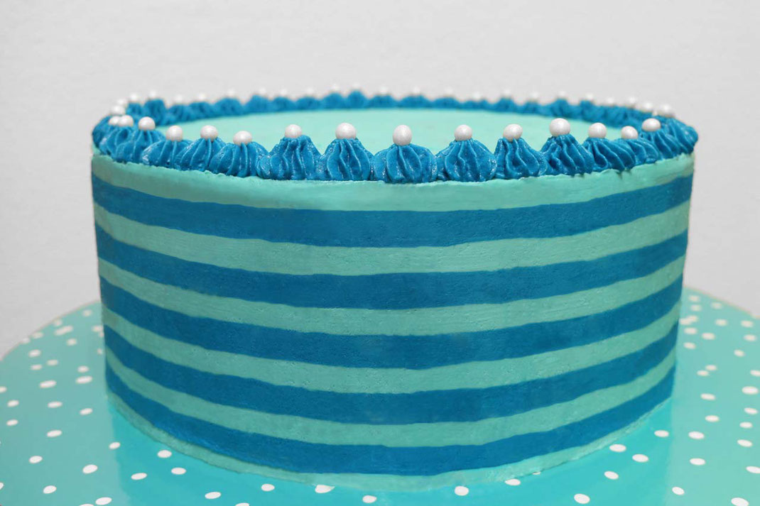 buttercream stripes