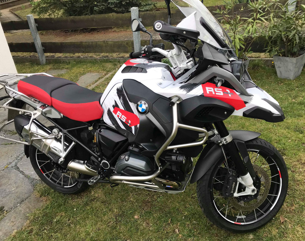 Kein Airbrush, kein Dekorsatz: individuelles Design gezeichnet und gedruckt auf Folie, Spezialist für Motorradfolierung insbesondere BMW GS GS1200 R1200GS R1300GS GS1300 R1250GS Adventure