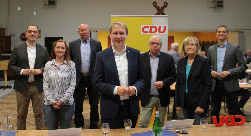 v.l. Steffen Gärtner, Wenke Daetz, Wilhelm Kastens, Felix Petersen, Hans-Georg Führinger, Inge Schmidt, Sören Pinnekamp