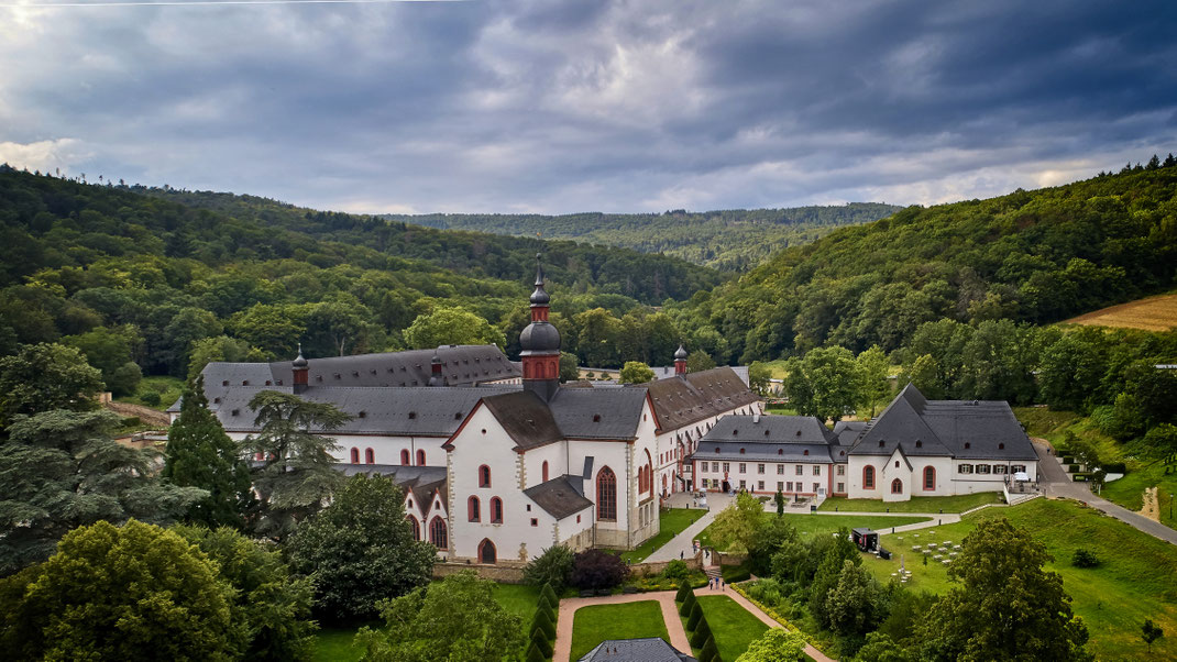 Im Inneren des Kloster Eberbach fanden die legendären Dreharbeiten statt © Christian Düringer